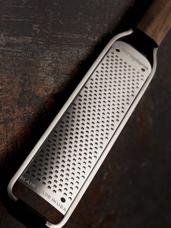 MICROPLANE Master Series: ZESTER GRATER
