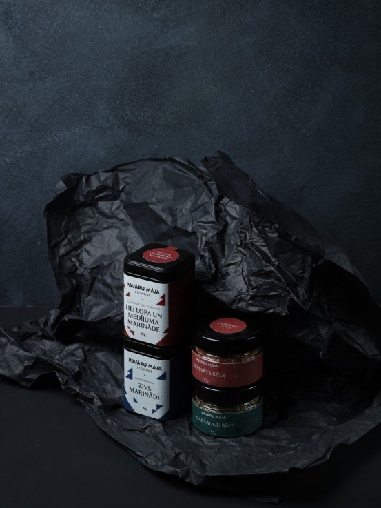 Pavāru Māja Spice Selection