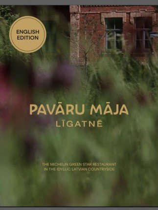 Grāmata "Pavāru māja Līgatnē" - Angliski